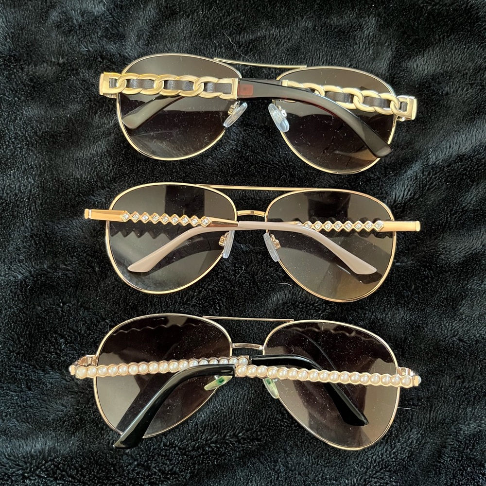 3 pairs of sunglasses